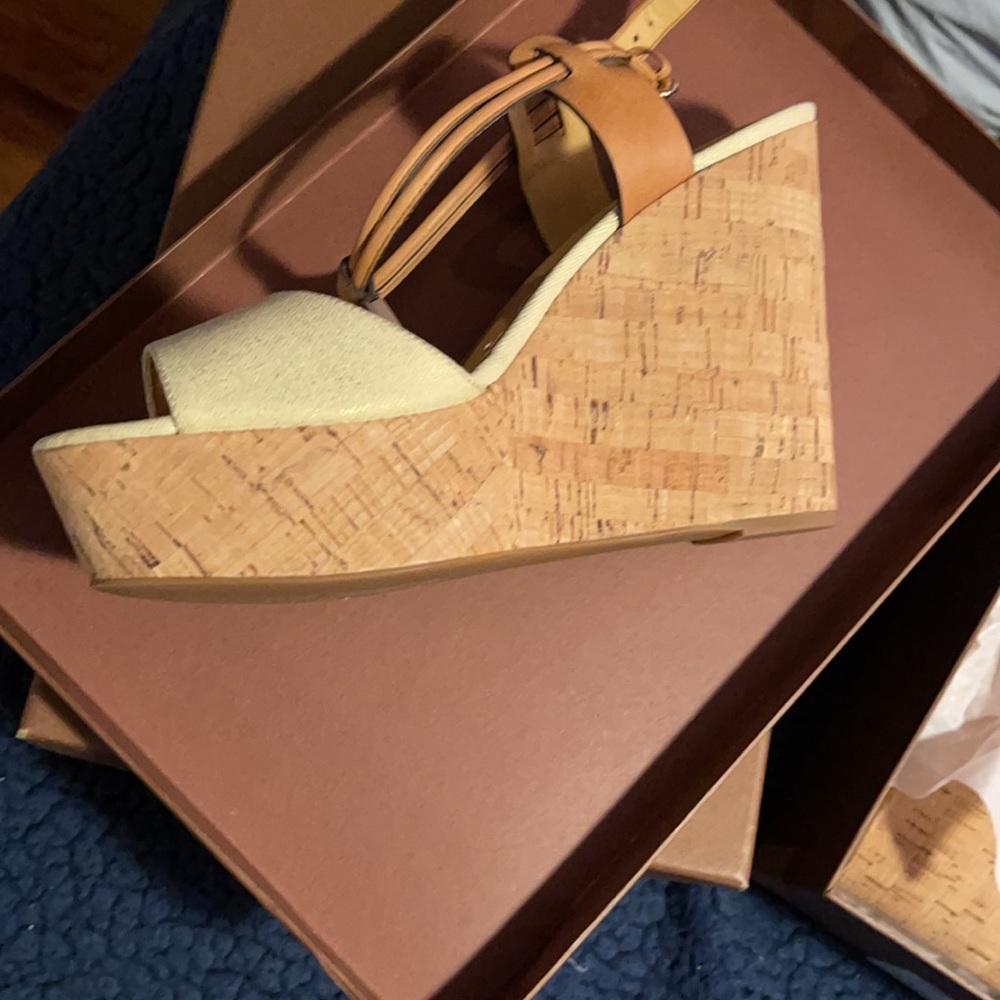 Wedges - Picture 2 of 4